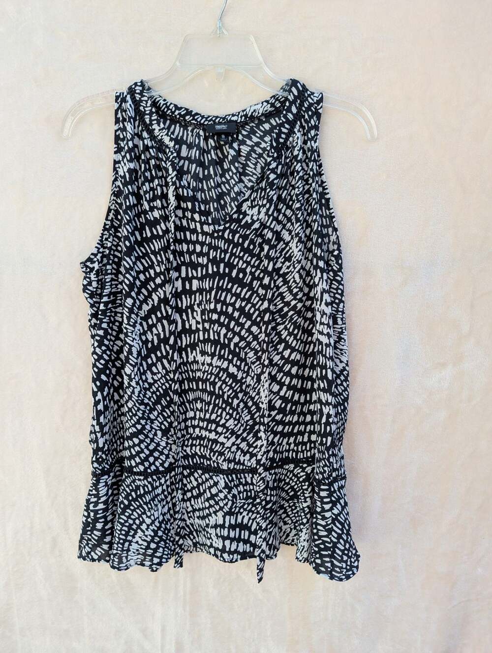 Mossimo Women's Black and White Patterned Sleeveless Peplum Blouse